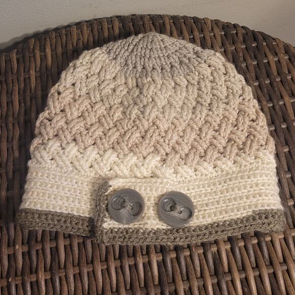 Handmade Knit Beanie Hat Cream Natural Fiber Cotton Blend Artisan Winter Cap - Picture 1 of 6